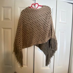 Women’s Shawl